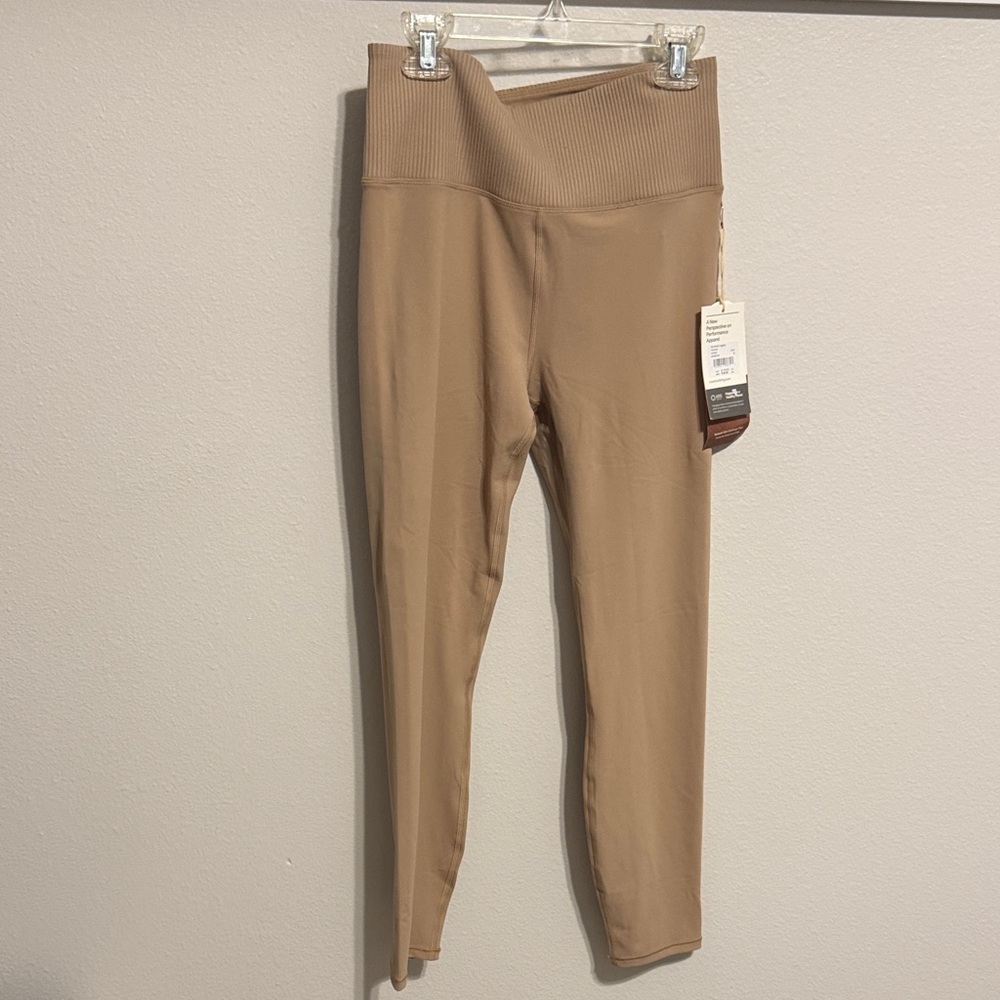 Vuori Tan Leggings